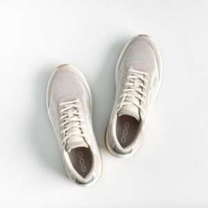 EASY_Walk_Gray_04-Adobe-RGB-8bit_2000px