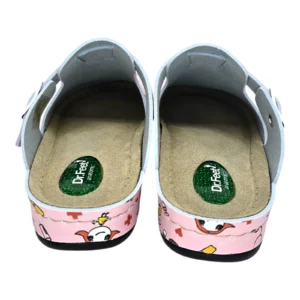 1014-es-noi-dr-feet-bor-papucs-rozsaszin-orvos-mintas-893241.png 1014-es-noi-dr-feet-bor-papucs-rozsaszin-orvos-mintas-893241.png
