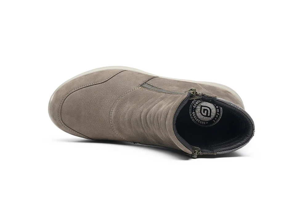 G-Comfort P-825G felülnézetből, látszik a cipzár és a talpbetét