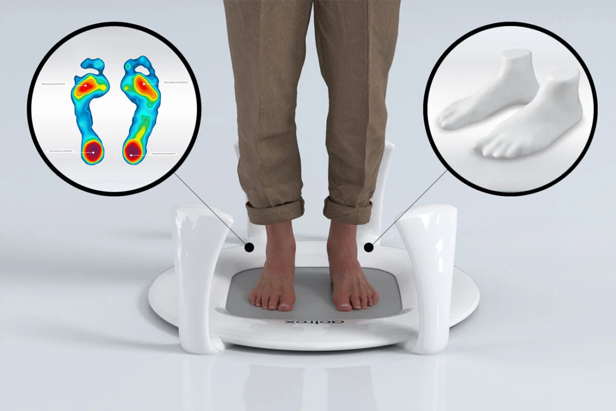 Az Aetrex 3D lábszkenner mérés közben: nyomáseloszlás-térkép és 3D lábmodell